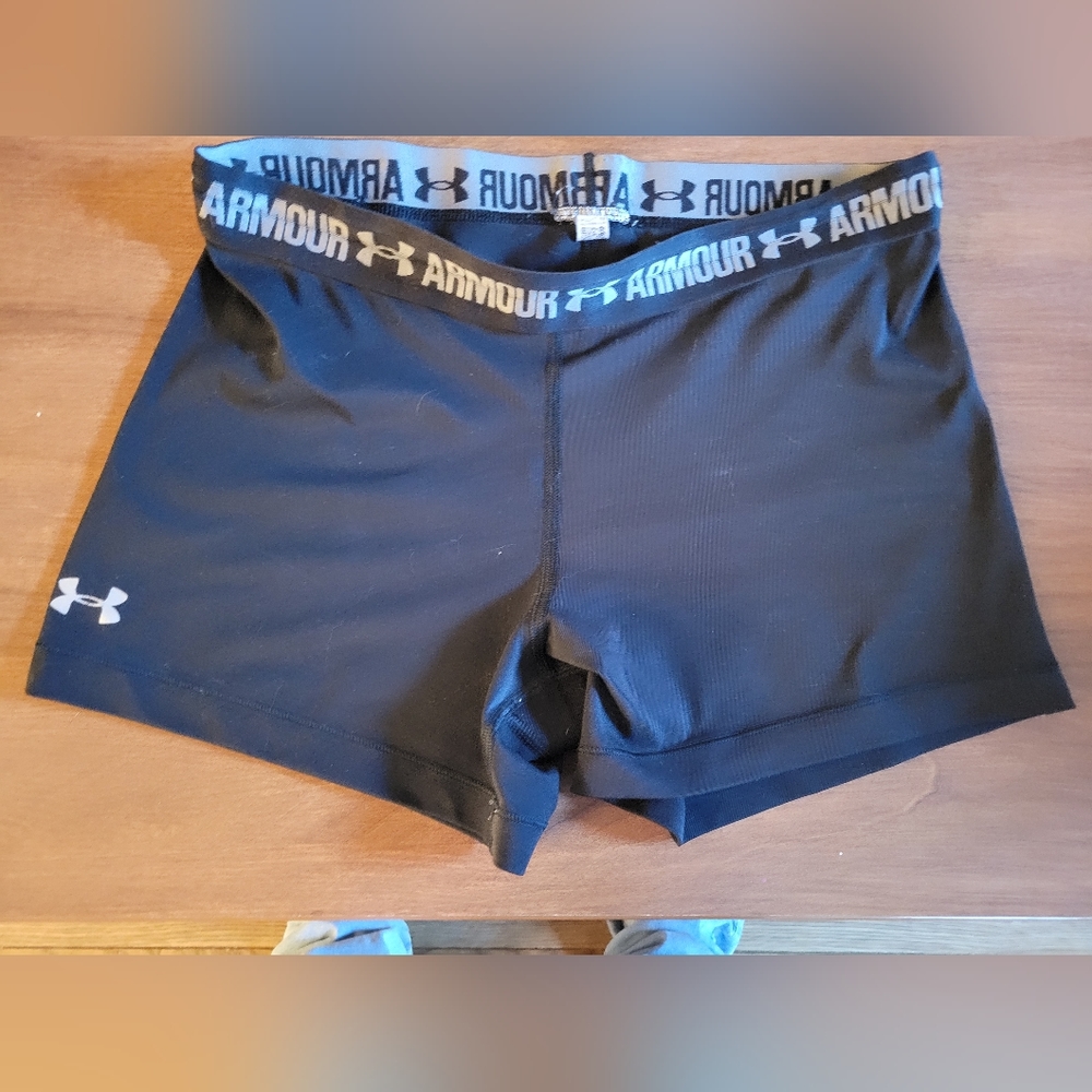 under armour compression shorts